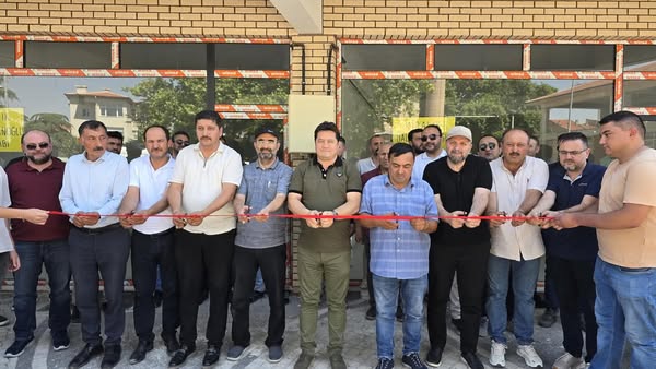 Bolvadin'de Yeni İş Yerleri Sahiplerine Teslim Edildi: Kentsel Yenileme Projesi Tamamlandı