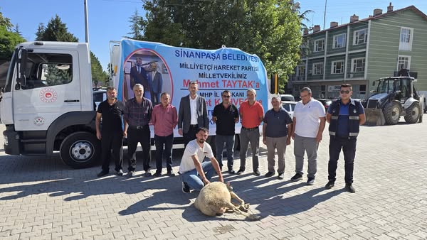 Afyonkarahisar Sinanpaşa'ya Yeni Çöp Arabası Kazandırıldı