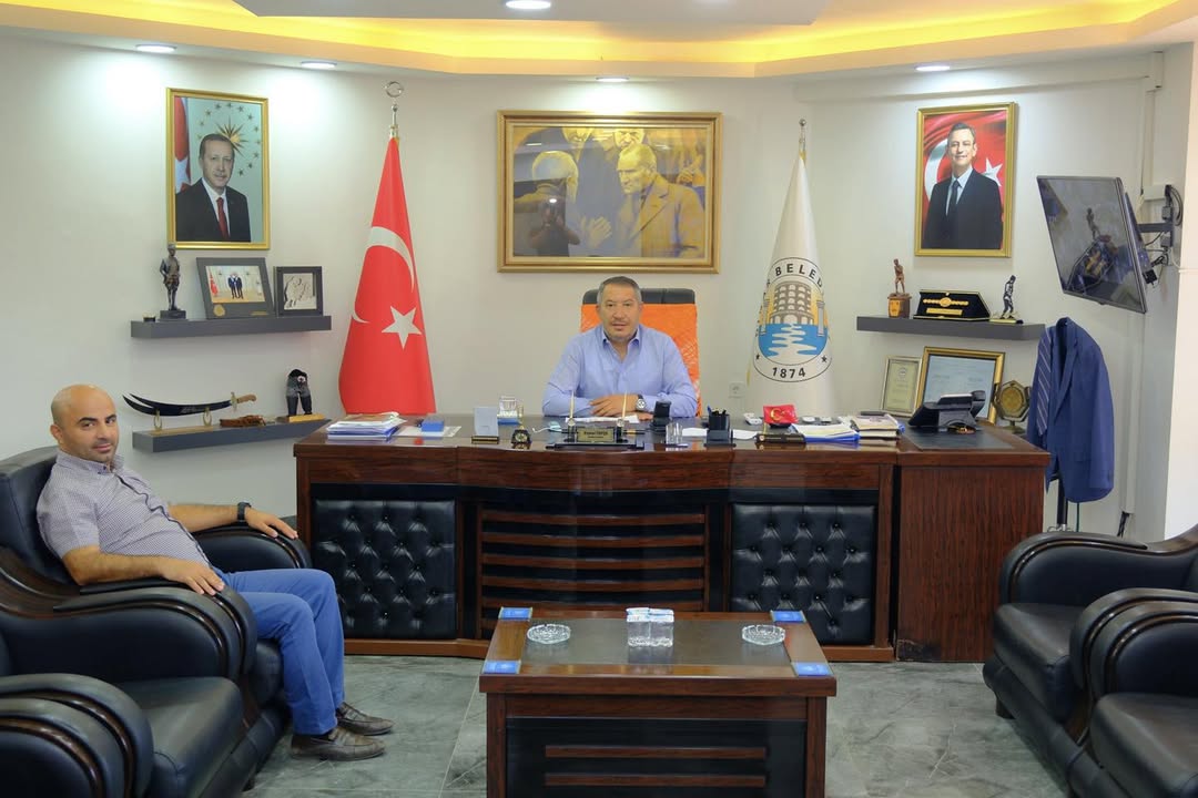 Dinar Belediye Başkanı Topçu'ya Gençlik ve Spor Müdürü Yıllık'tan Veda Ziyareti