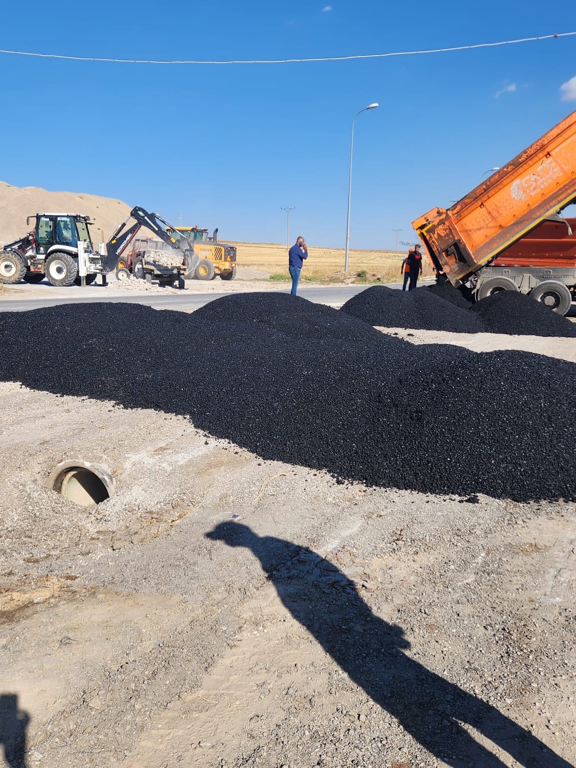 Afyonkarahisar İhsaniye'de Sanayi Bölgesi Yol Genişletme Çalışması Tamamlandı
