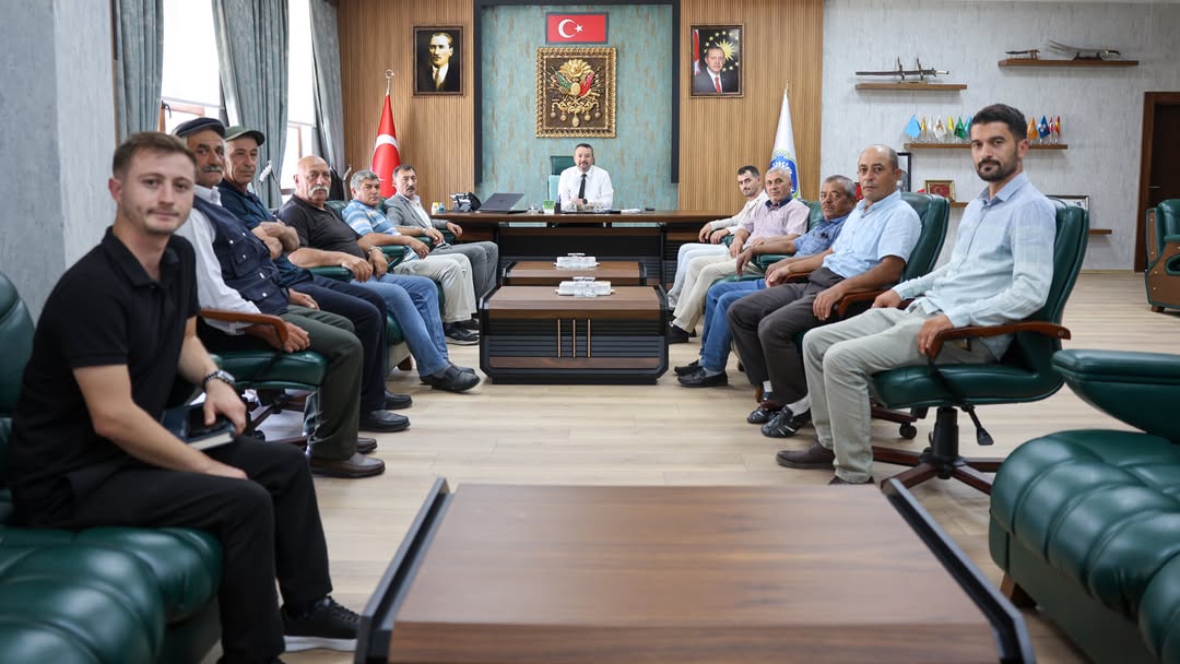 Sandıklı Belediye Başkanı Öztaş’ı Özburun Belediye Başkanı Özdemir Ziyaret Etti
