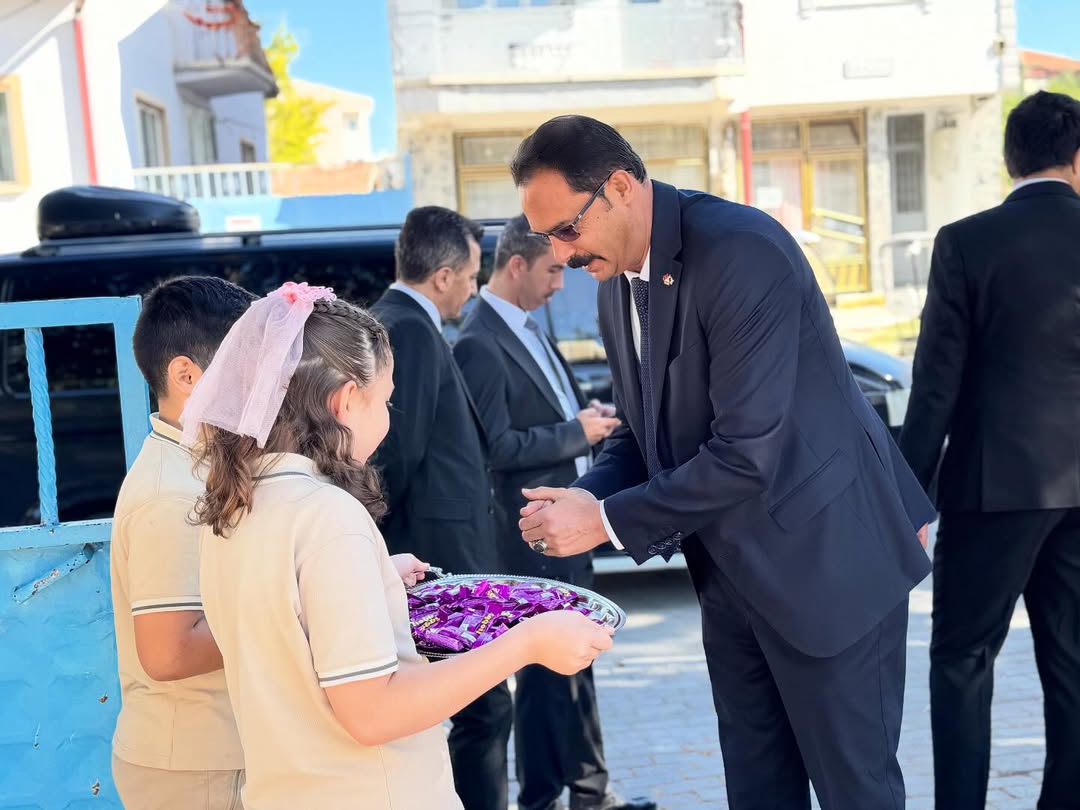 Afyonkarahisar Bolvadin'de İlköğretim Haftası Coşkuyla Kutlandı