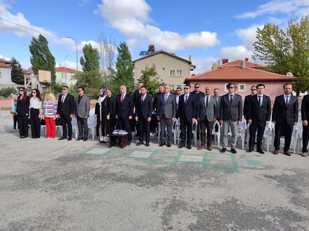 Afyonkarahisar İhsaniye'de İlköğretim Haftası Kutlandı