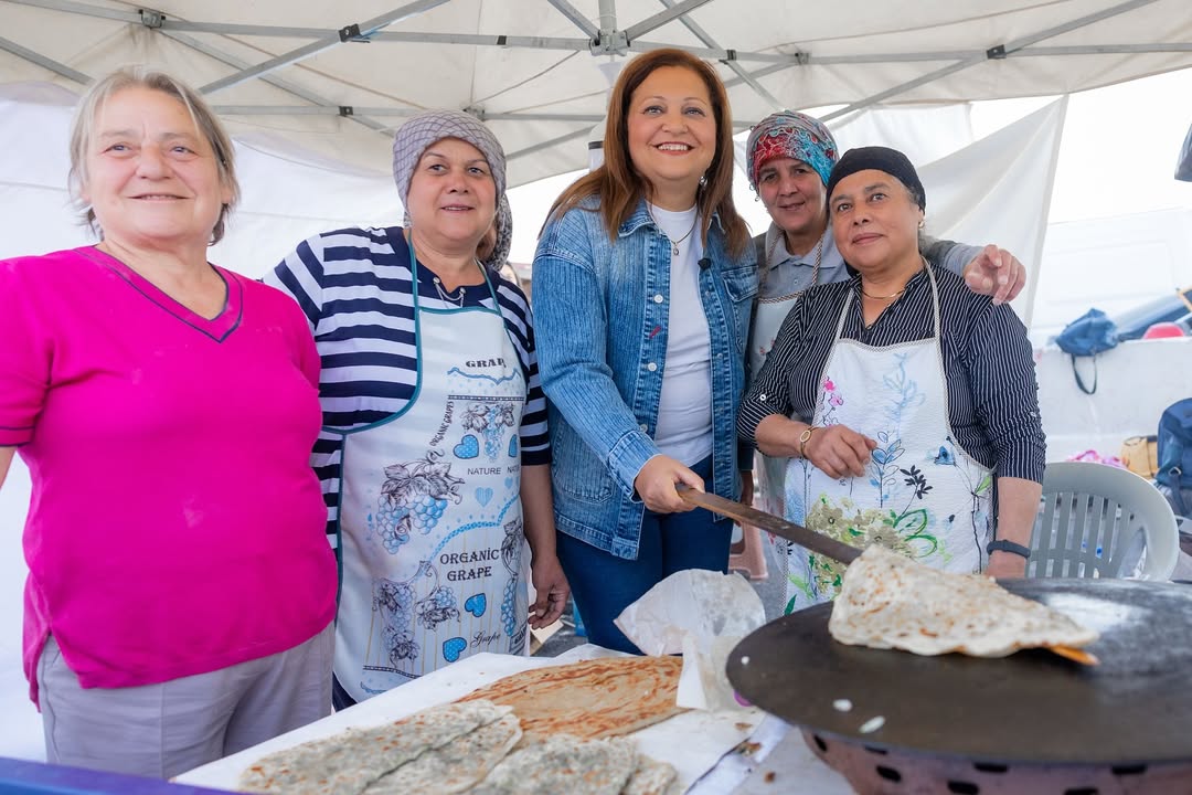 Afyonkarahisar Belediyesi Festivalde Hemşehrilerle Buluştu