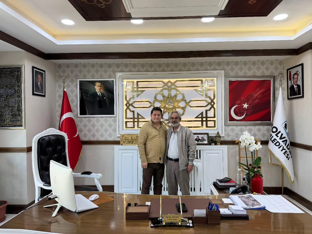 Afyonkarahisar Bolvadin Belediye Başkanı Aynacı, Öğretmen Seyrek'i Ağırladı