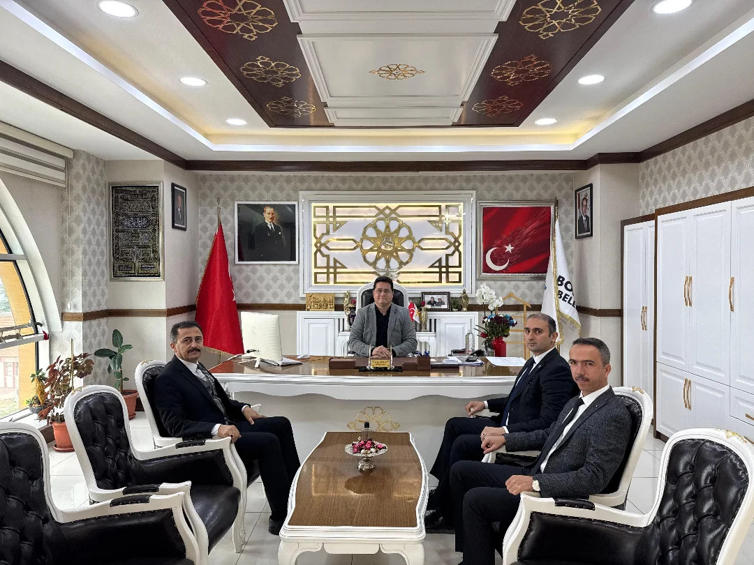 Bolvadin Milli Eğitim Müdürlüğü, Belediye Başkanı Aynacı'yı Ziyaret Etti