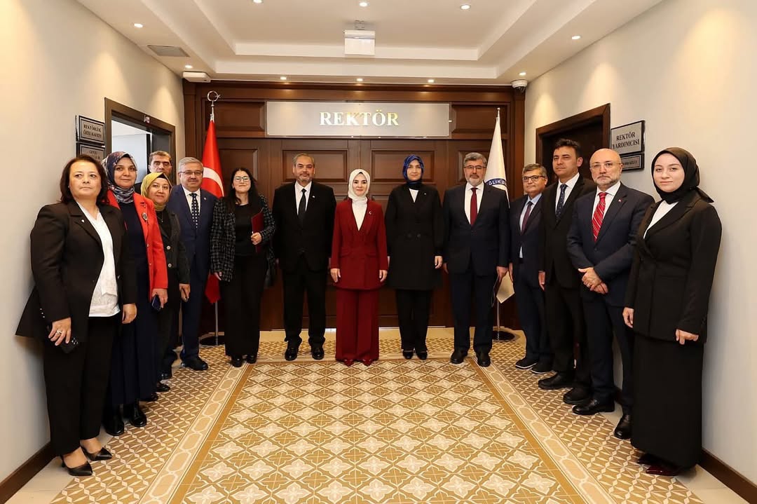 Afyonkarahisar İhsaniye Belediyesi Başkanı Emine Gökçe, Bakan Göktaş ve Protokol Üyeleri Üniversite Ziyaretinde