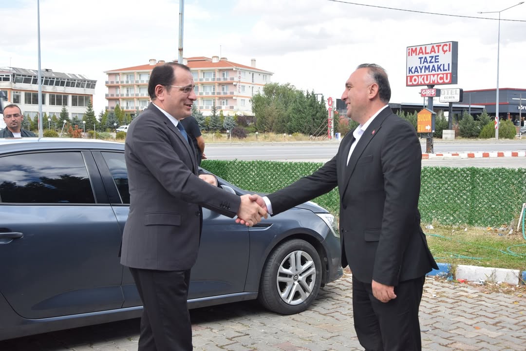 Afyonkarahisar Çay'da İlçe Müftüsü Şevket Karaca İçin Veda Yemeği Düzenlendi
