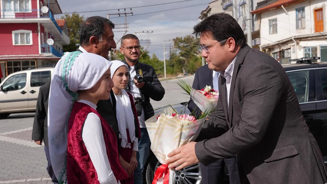 Özburun Kasabası'na Doğaltaş Atölyesi Açıldı