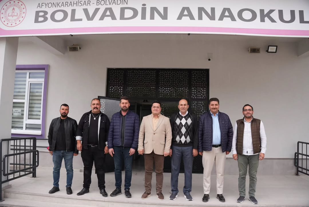 Bolvadin Belediye Başkanı Derviş Aynacı, Anaokulu'nu Ziyaret Etti