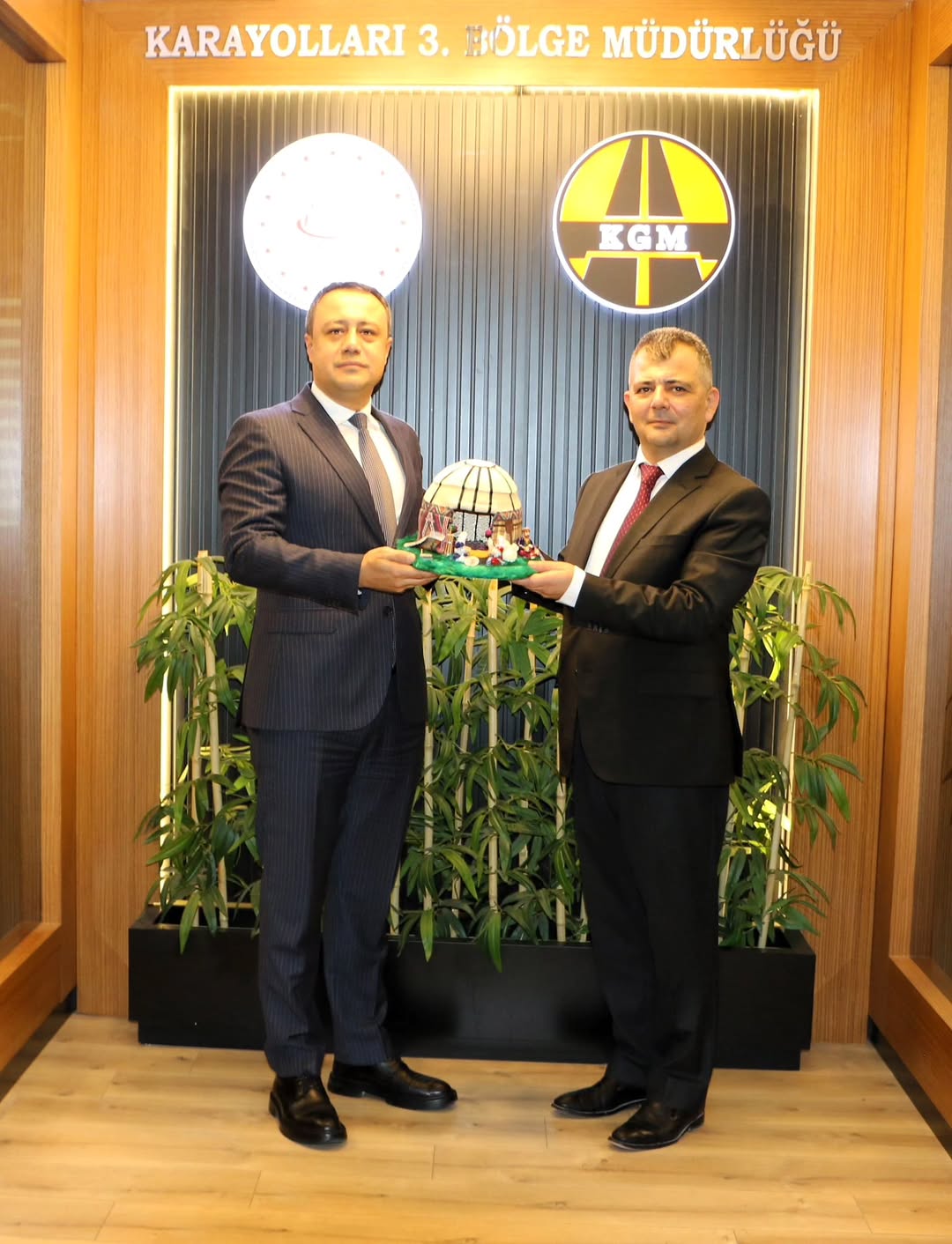 Emirdağ Belediyesi, Konya Karayolları Bölge Müdürlüğü'ne Ziyarette Bulundu