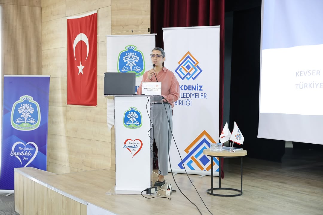 Sandıklı Belediyesi Personeline Resmi Yazışma Kuralları Eğitimi