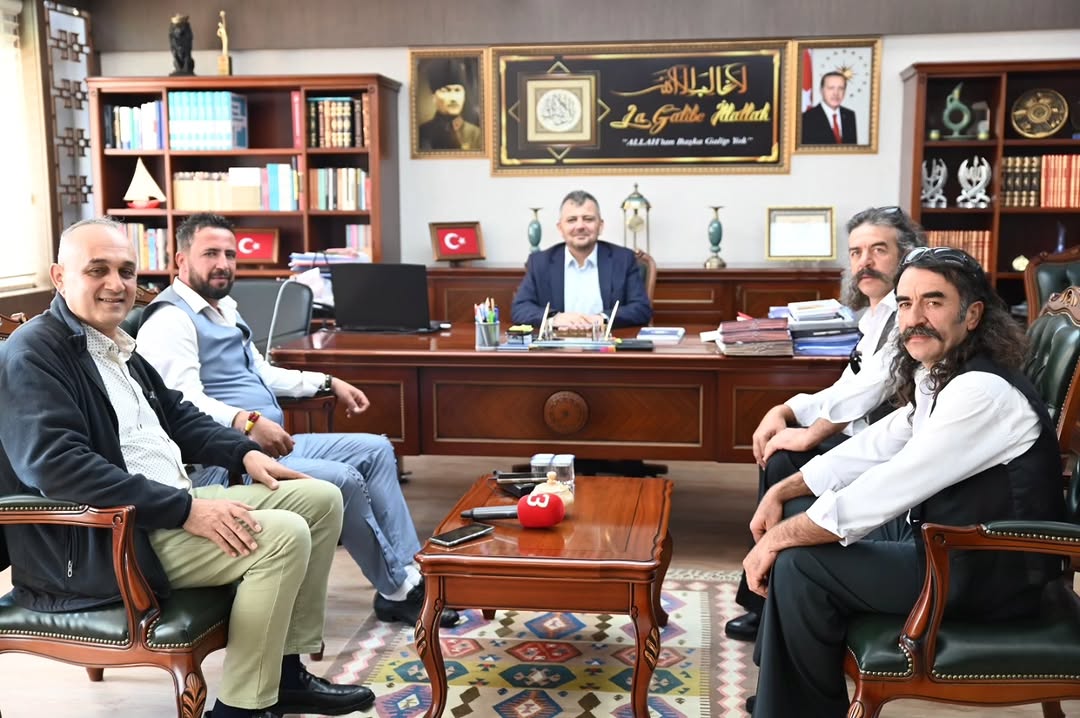 Emirdağ Belediye Başkanı Serkan Koyuncu, Ünlü İsimleri Makamında Ağırladı