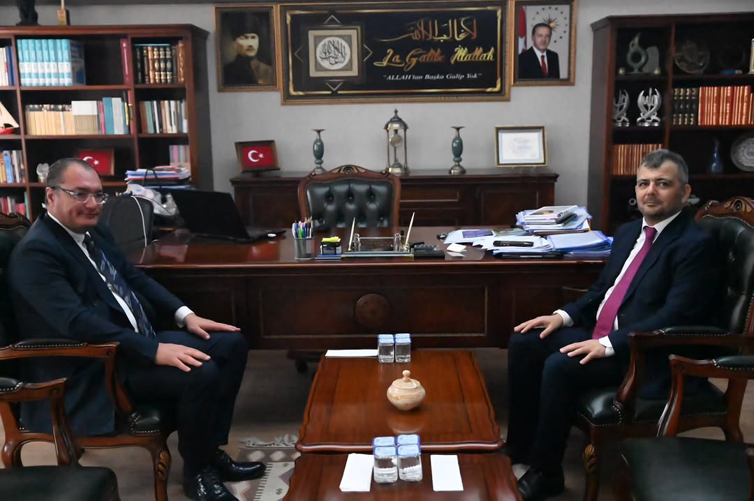 Emirdağ Belediye Başkanı Koyuncu, Vali Yardımcısı Vekili Arıkan'ı Makamında Ağırladı