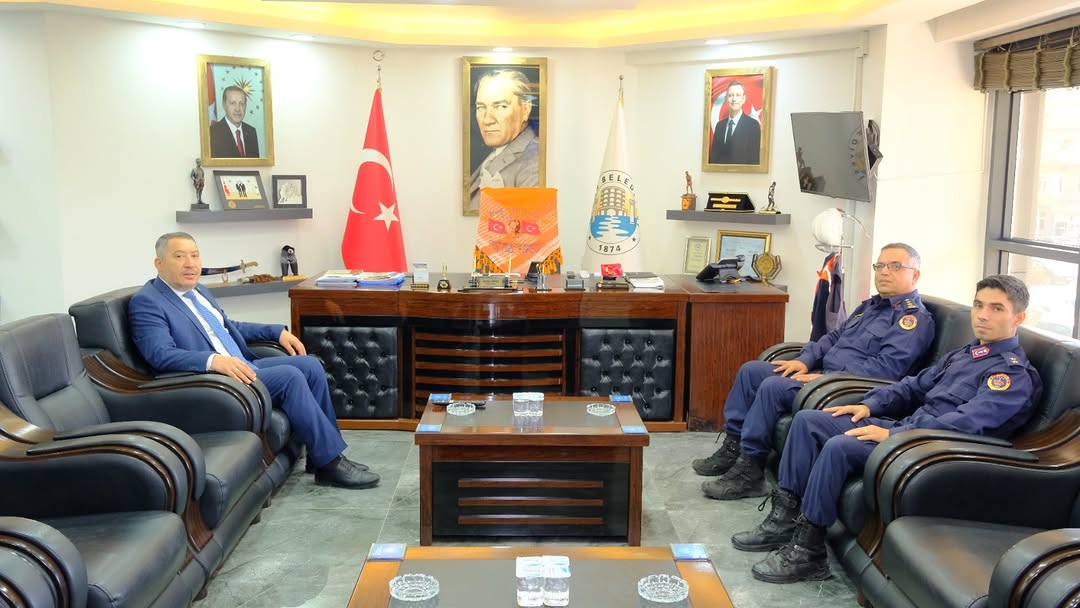 Afyonkarahisar Dinar'da Jandarma Komutan Yardımcısı'ndan Belediye Başkanı'na Ziyaret