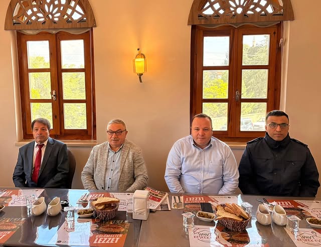 Şuhut'ta 19 Ekim Muhtarlar Günü Kutlaması: Kaymakam ve Belediye Başkanı Muhtarlarla Buluştu