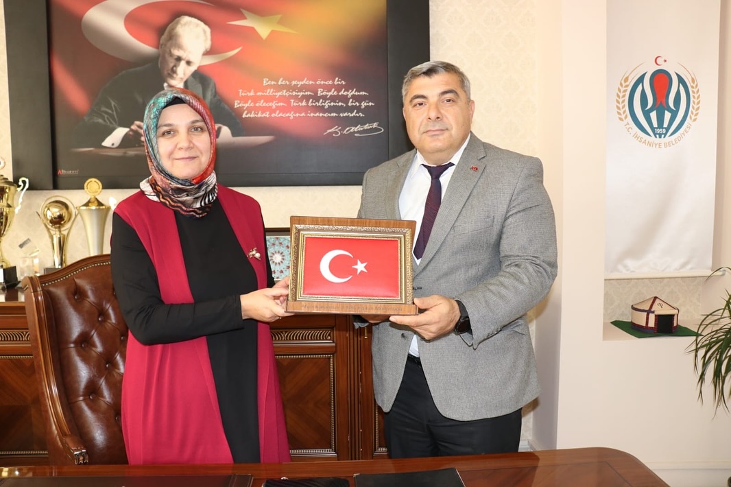 İhsaniye Belediye Başkanı Emine Gökçe, İl Milli Eğitim Müdürlüğü Heyetini Ağırladı